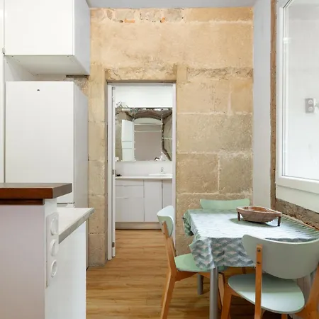 En El Puerto, Parte Vieja Cerca De La Playa *