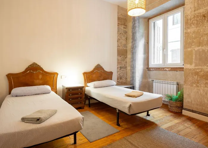 En El Puerto, Parte Vieja Cerca De La Playa 圣塞瓦斯蒂安